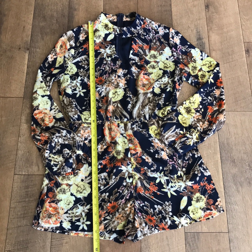 Lucca Couture Keyhole Romper in Floral in Medium - Picture 8 of 8